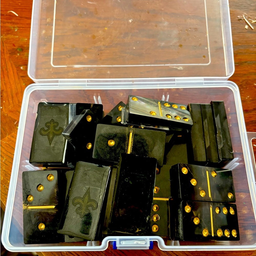 Saints dominoes